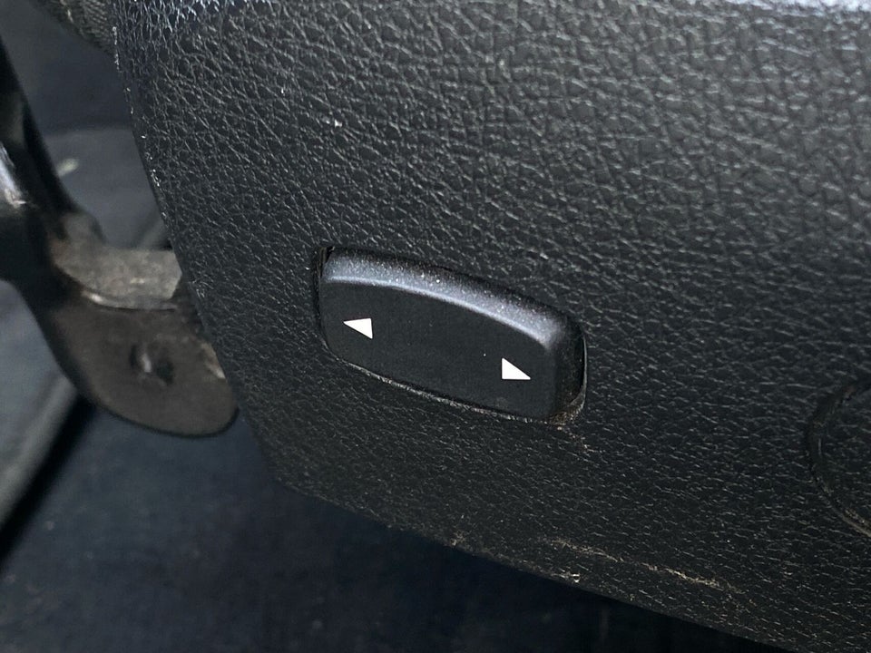 BMW 320d 2,0 Touring aut. 5d