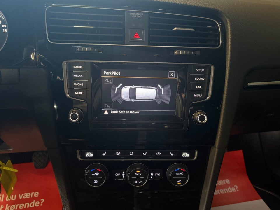 VW Golf VII 1,4 TSi 140 Highline Variant BMT 5d
