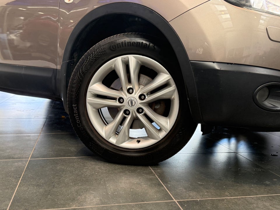 Nissan Qashqai 2,0 dCi Tekna aut. 4WD 5d