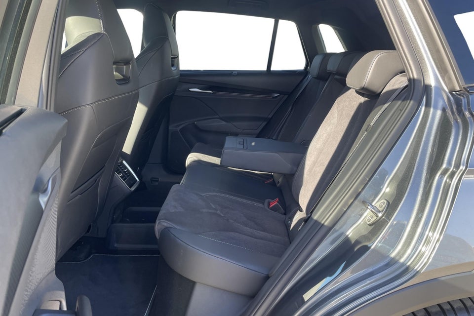 Skoda Elroq 85 iV Sportline 5d