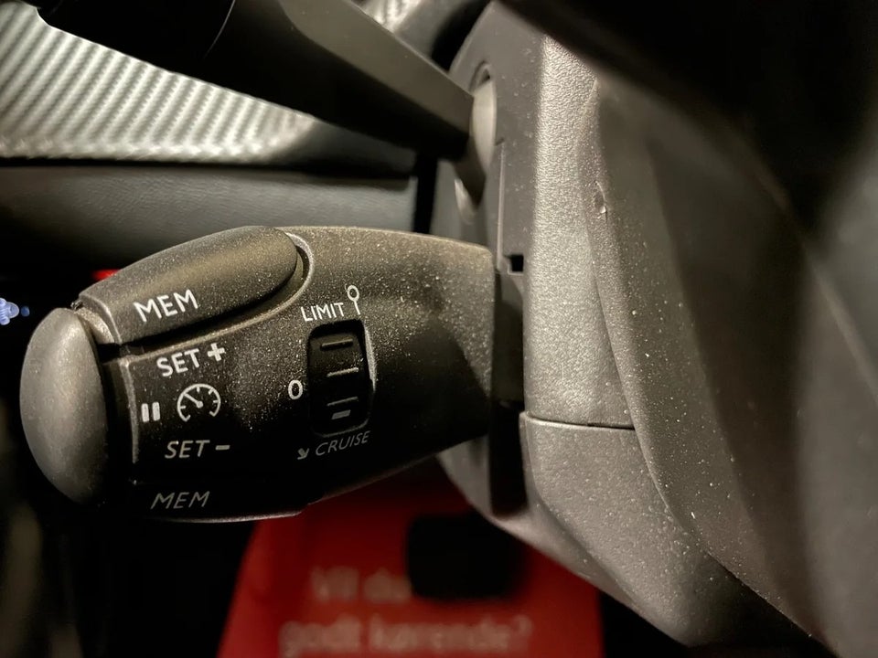 Peugeot e-2008 50 Allure Pack 5d