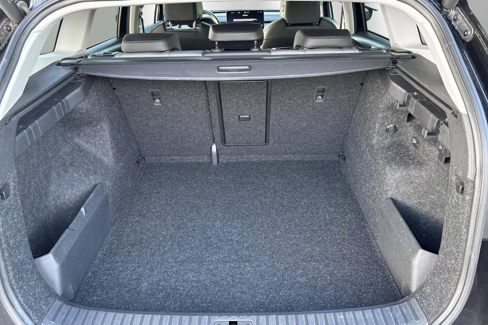 Skoda Enyaq 80 iV Plus 5d