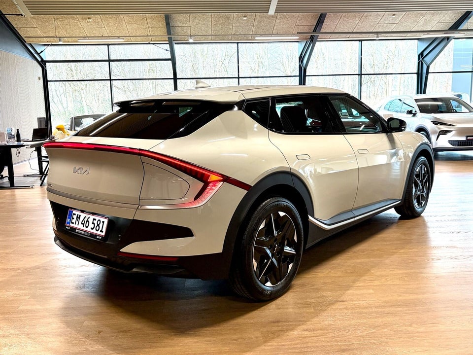 Kia EV6 84 Long Range Access 5d