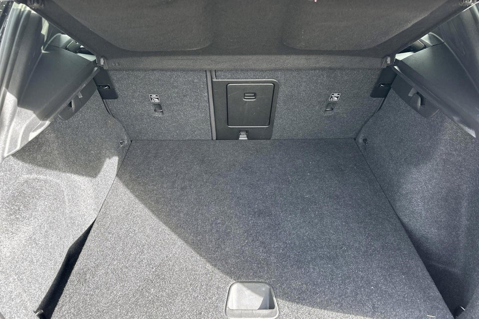 Volvo XC40 P6 ReCharge Core 5d