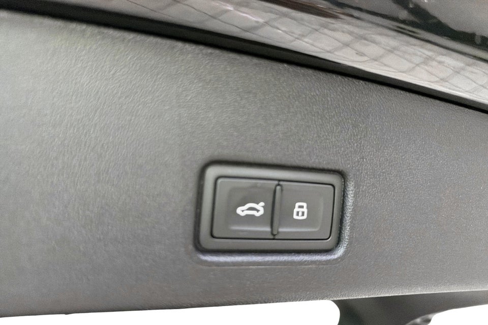 Audi Q4 e-tron 45 S-line Edition 5d