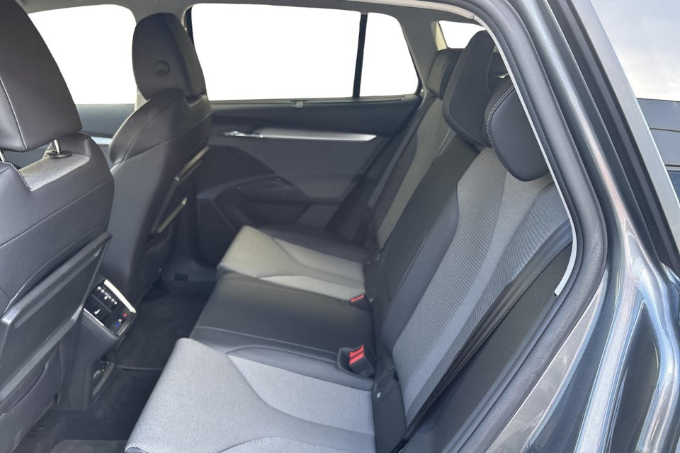 Skoda Enyaq 80 iV Plus 5d