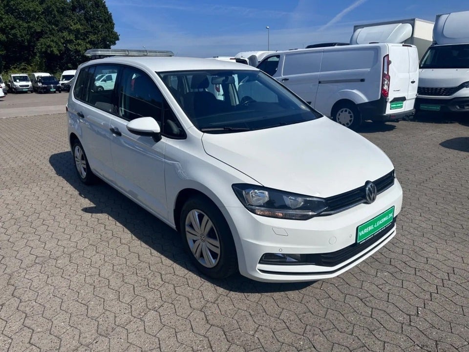 VW Touran 1,6 TDi 110 Trendline DSG Van 5d