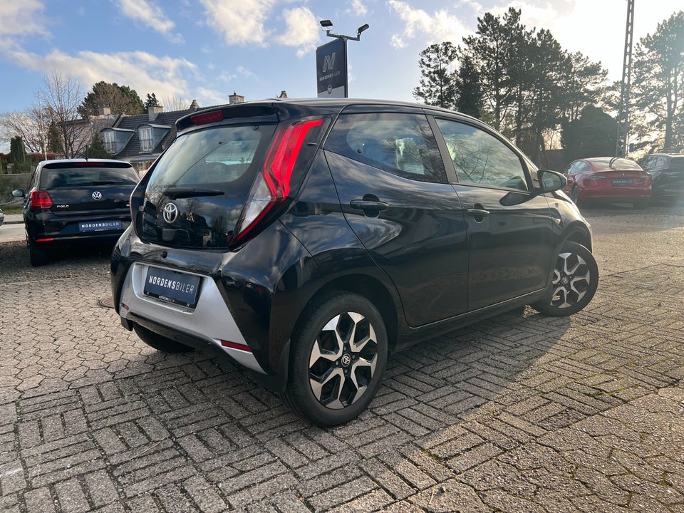 Toyota Aygo 1,0 VVT-i x-pression 5d