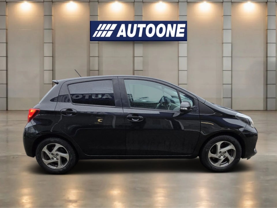 Toyota Yaris 1,5 Hybrid H1 CVT 5d