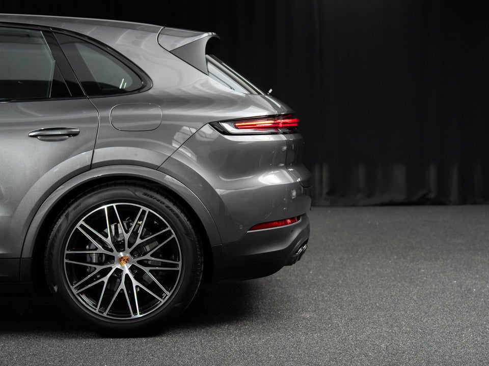Porsche Cayenne 3,0 E-Hybrid Tiptr. 5d