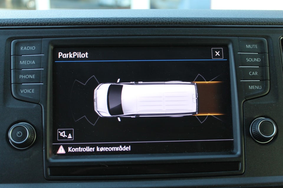 VW Crafter 35 2,0 TDi 140 Kassevogn L3H2