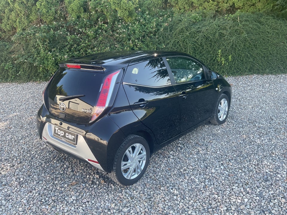 Toyota Aygo 1,0 VVT-i x-black II 5d