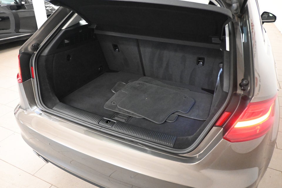 Audi A3 2,0 TDi 184 Ambiente Sportback quattro S-tr. 5d