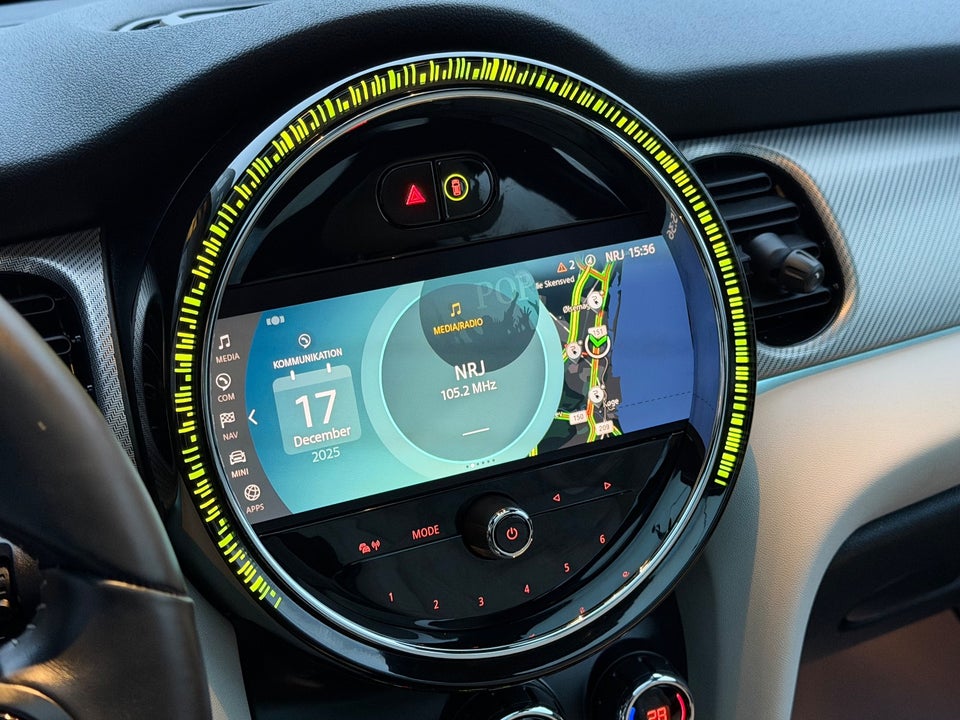 MINI Cooper SE Maximise 3d