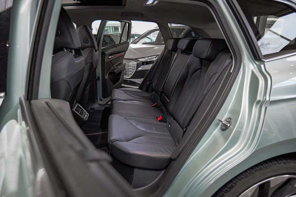 Skoda Enyaq 80 iV Lounge 5d