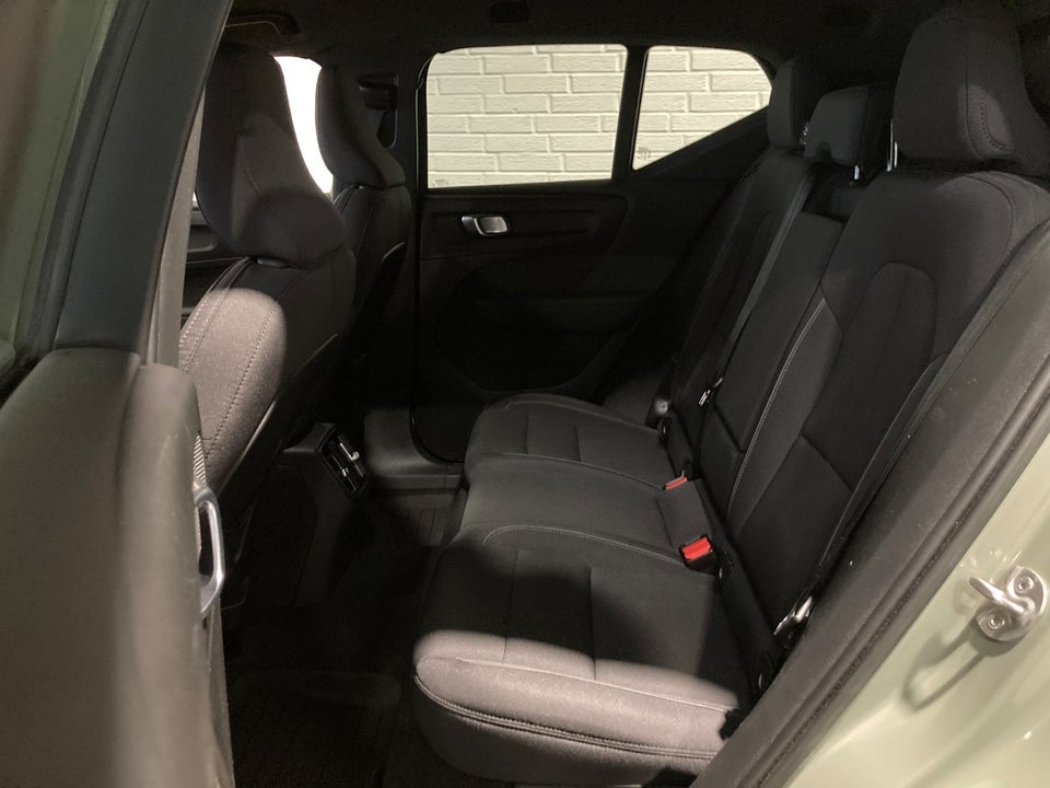 Volvo XC40 ReCharge Core 5d