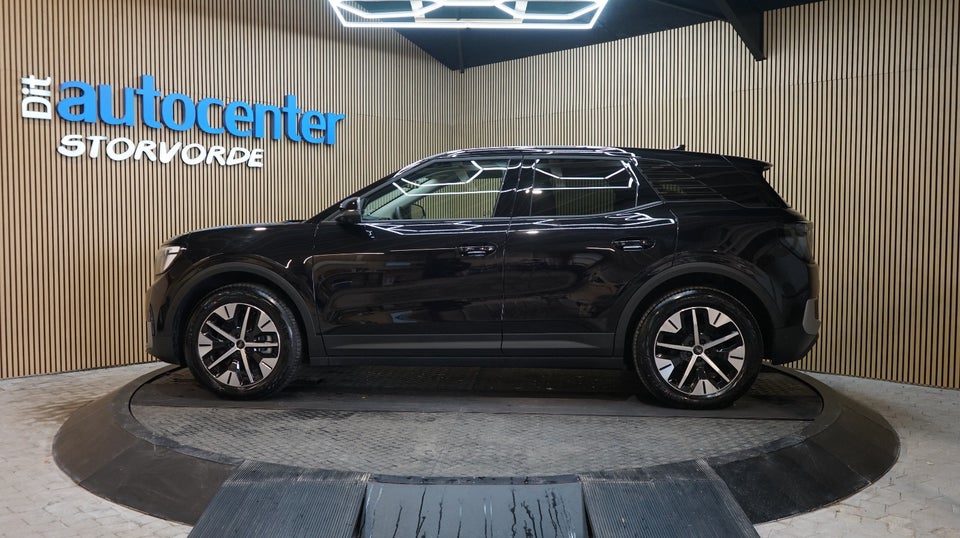 Ford Explorer 79 Select Extended Range AWD 5d