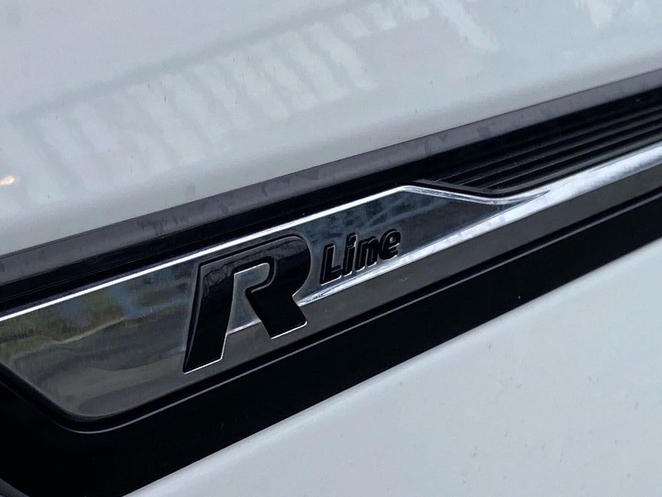 VW Touran 1,8 TSi 180 R-line DSG 7prs 5d