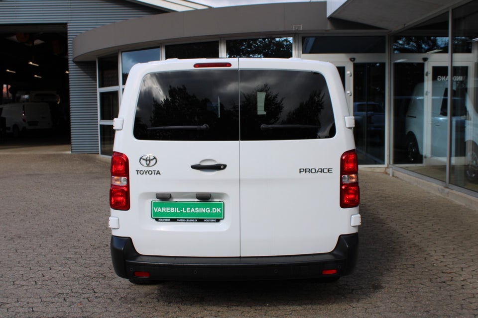 Toyota ProAce Verso 1,5 D 120 Long Combi 9prs 5d