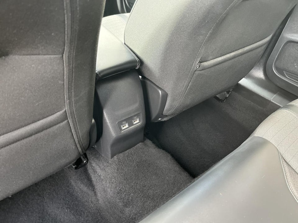 Peugeot e-2008 50 Allure 5d