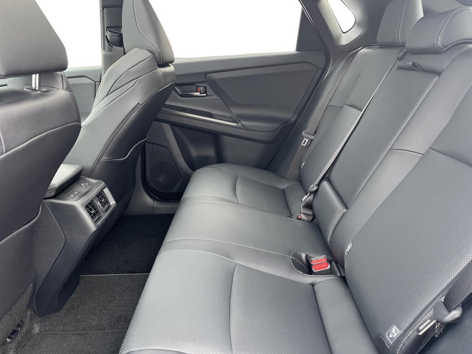 Toyota bZ4X 73 Executive 5d