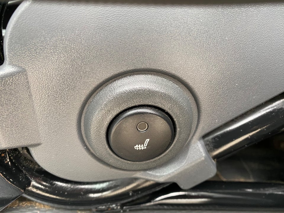 Peugeot Boxer 333 2,2 BlueHDi 140 L2H1 Premium