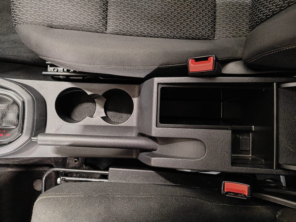 VW Caddy 2,0 TDi 102 Comfortline DSG 5d