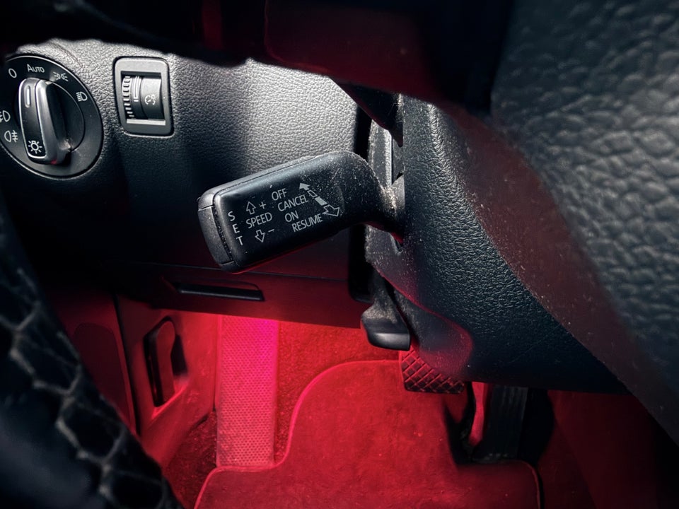 VW Tiguan 2,0 TDi 177 R-line DSG 4Motion 5d