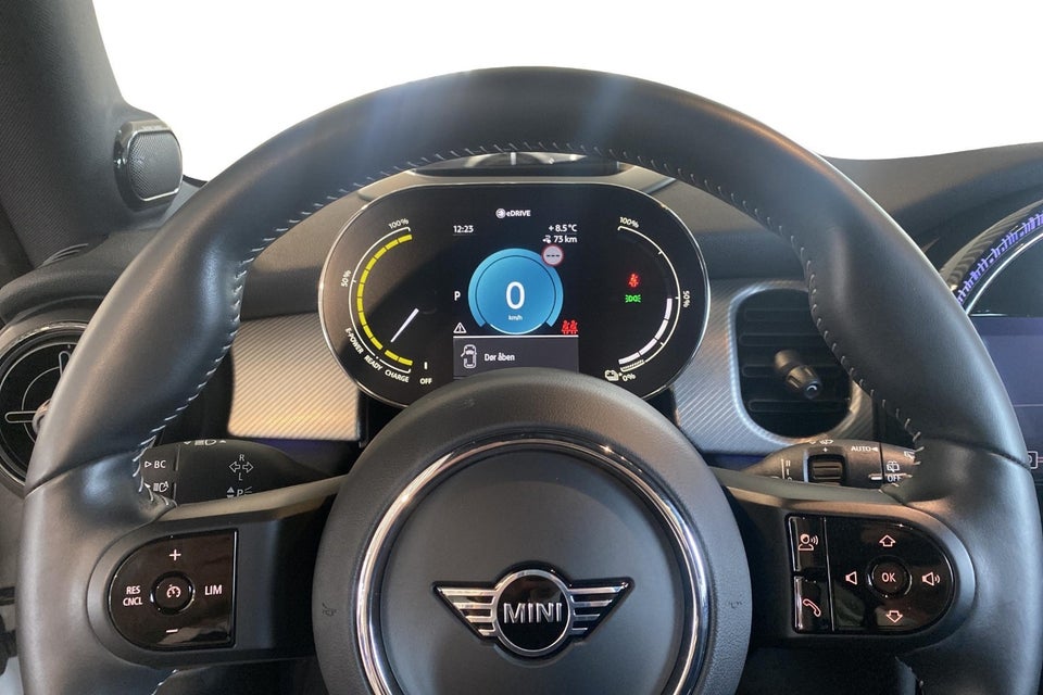 MINI Cooper SE Maximise 3d