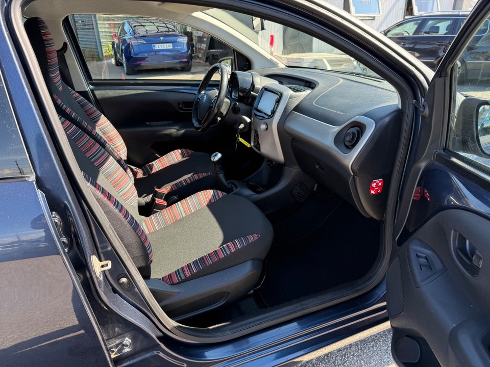 Citroën C1 1,2 PureTech Shine 5d
