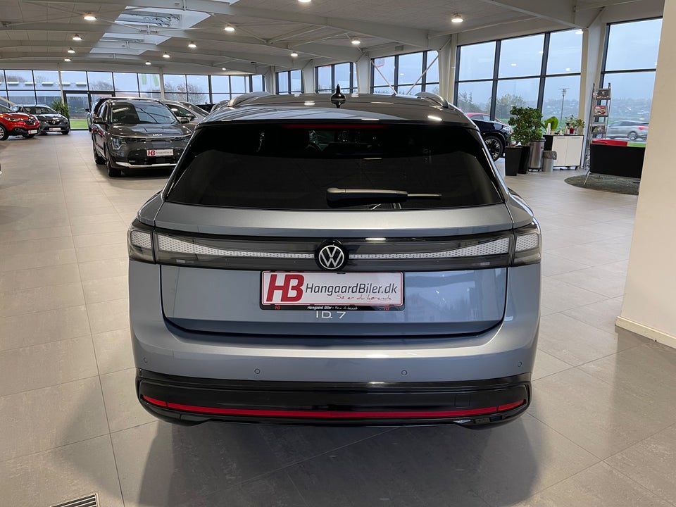VW ID.7 77 Pro Tourer 5d