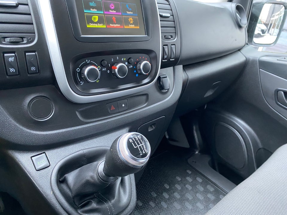 Renault Trafic T29 2,0 dCi 120 L2H1