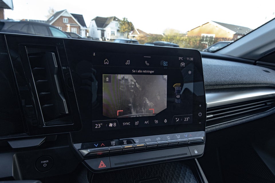 Renault Megane E-Tech 40 Equilibre 5d