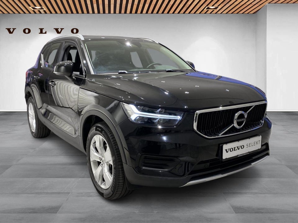 Volvo XC40 1,5 T3 163 Momentum aut. 5d