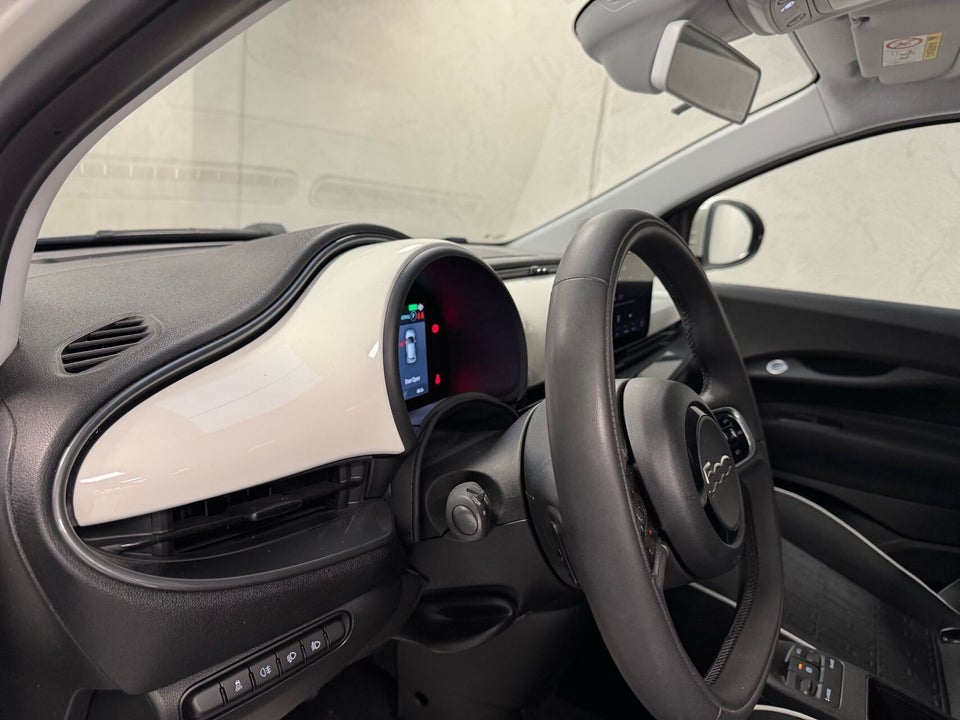 Fiat 500e 24 Icon 3d