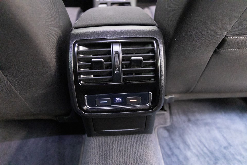 VW Passat 2,0 TDi 150 Comfortline Variant DSG 5d