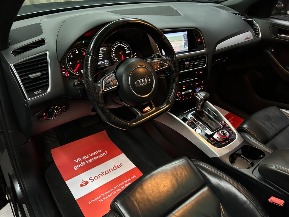 Audi Q5 3,0 TDi 245 S-line quattro S-tr. 5d