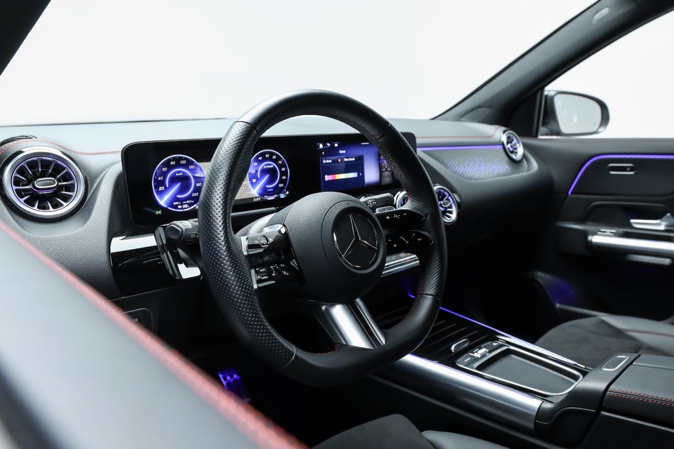 Mercedes EQA250+ AMG Advance 5d