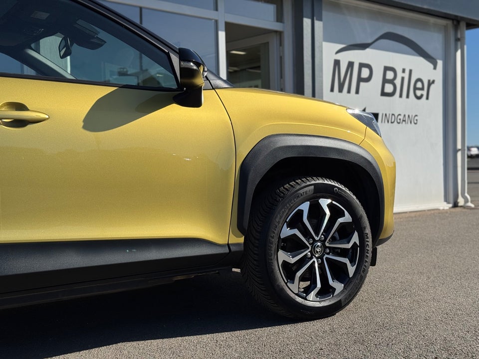 Toyota Yaris Cross 1,5 Hybrid Style Tech+ e-CVT 5d