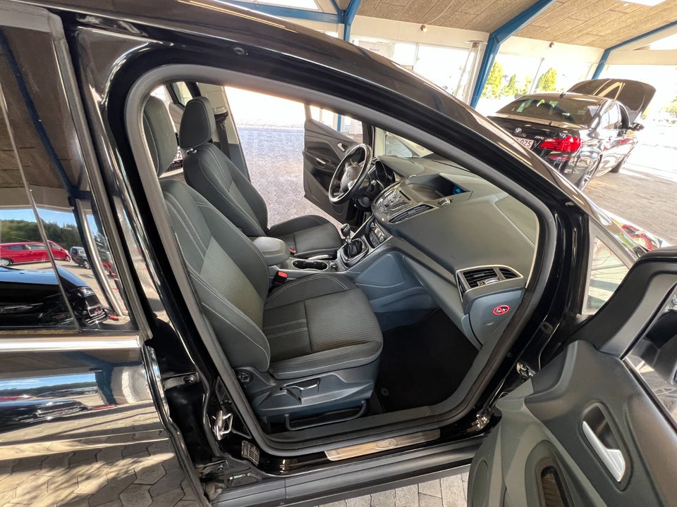 Ford C-MAX 1,0 SCTi 100 Titanium 5d