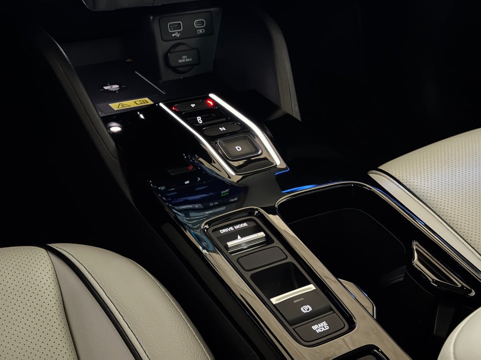 Honda e:Ny1 Advance 5d