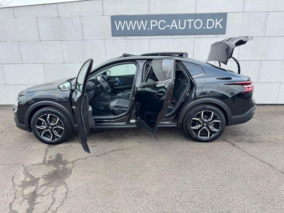 Citroën ë-C4 X 50 Shine 4d