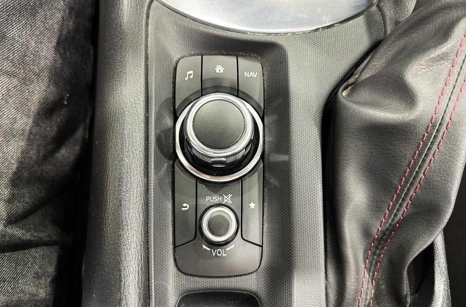 Mazda MX-5 1,5 SkyActiv-G 131 Roadster 2d