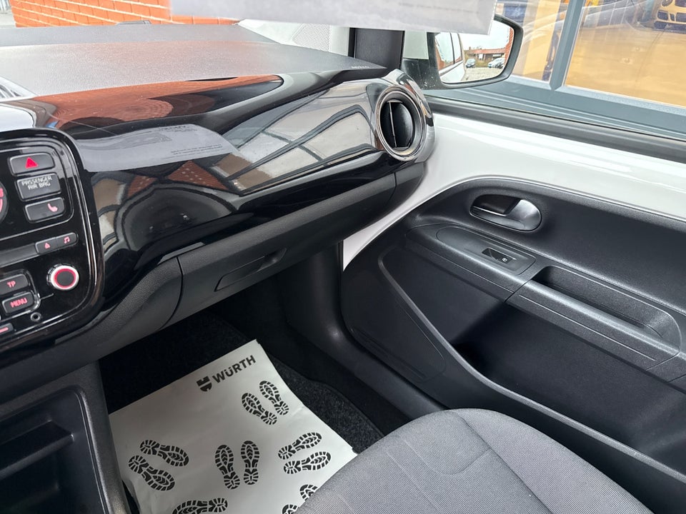 VW Up! 1,0 60 Move Up! BMT 5d