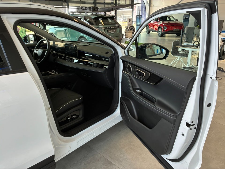 Omoda 5 EV Premium 5d