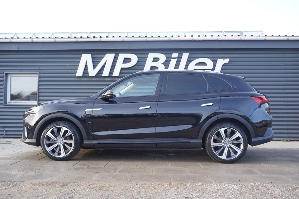 MG Marvel R Luxury 5d