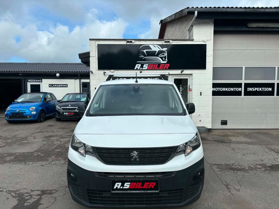 Peugeot Partner 1,5 BlueHDi 130 L1V1 Ultimate EAT8 Van