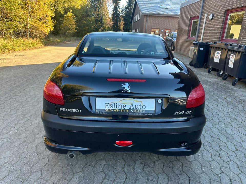 Peugeot 206 1,6 16V CC 2d