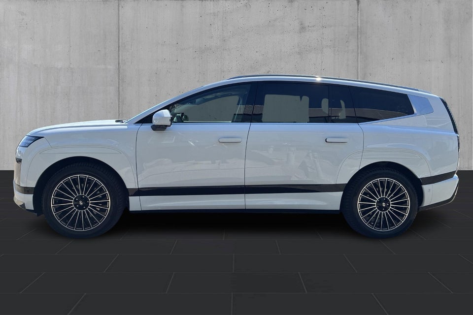 Hyundai Ioniq 9 110 Calligraphy 4WD 7prs 5d