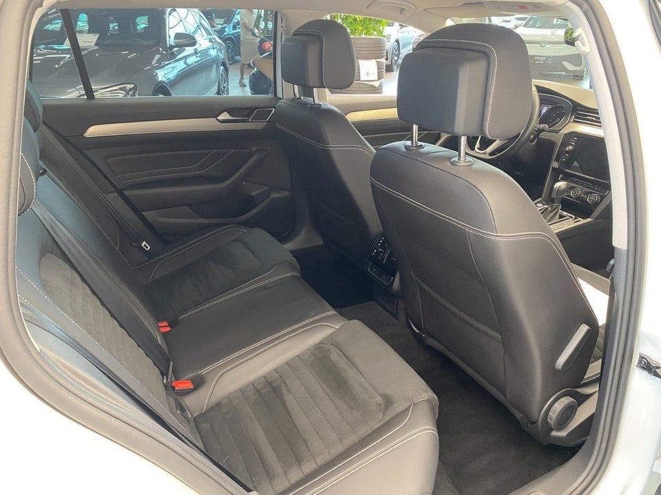 VW Passat 1,5 TSi 150 Elegance+ Variant DSG 5d